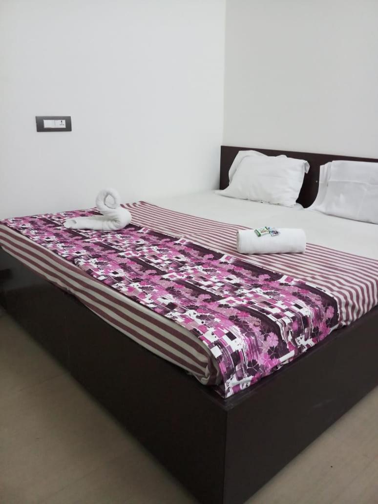 Sri Kousthubham Residency Hotel Tirupati Esterno foto