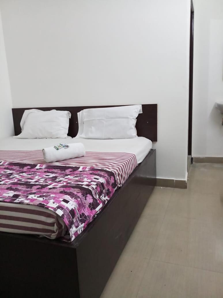 Sri Kousthubham Residency Hotel Tirupati Esterno foto