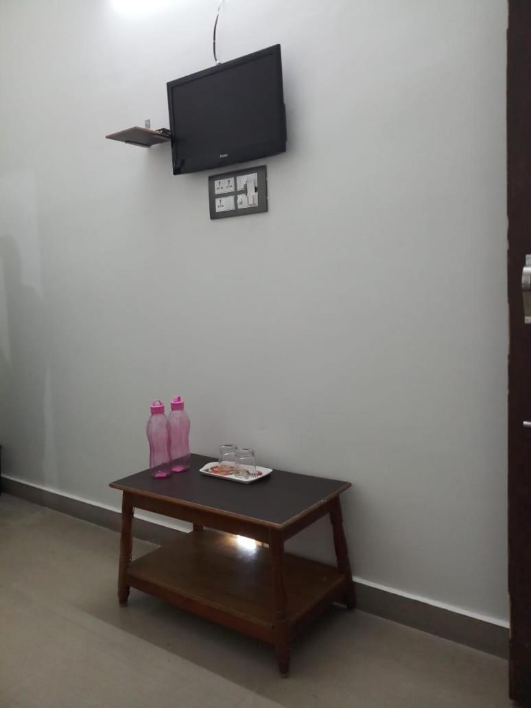 Sri Kousthubham Residency Hotel Tirupati Esterno foto